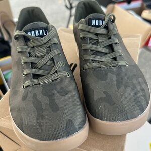 I Am No Bull Army Camo Sneakers Size Women’s 8.5 M 7